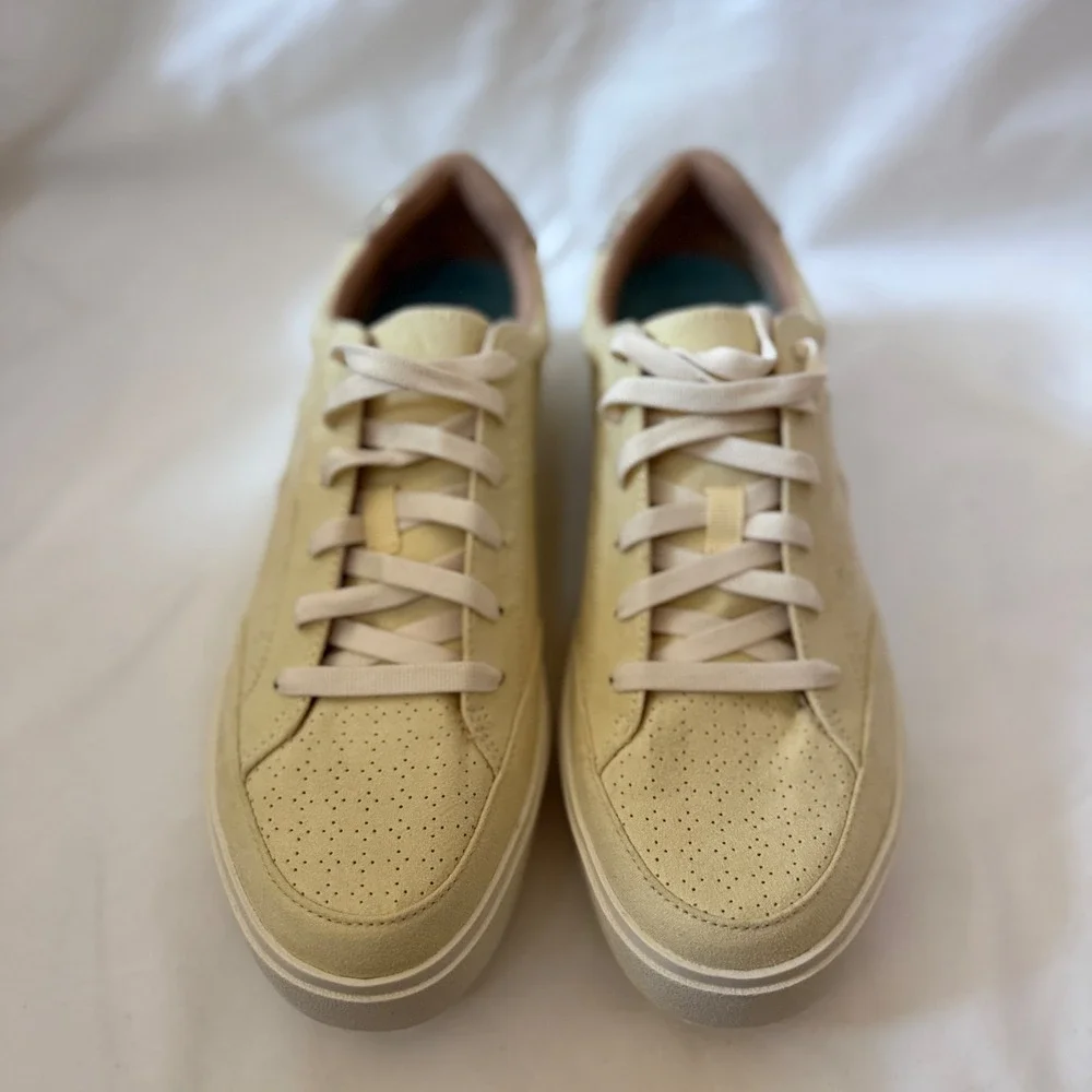 Dr. Scholls Madison Next Platform Sneakers Beige Suede Perforated Low Top 2028